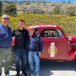Ricardo Juncos y su equipo recorren el autódromo Fangio