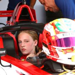 La piloto de 15 años que se ganó un lugar en la Academia Ferrari