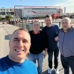 Werner viaja a Estados Unidos y se prepara para probar