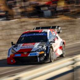 Ogier sigue en lo más alto del Rally de Montecarlo con el Toyota