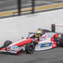 Emiliano Stang comenzó el sábado al frente de la Fórmula Nacional