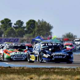 TC: habló el piloto que se hizo cargo de la reparación del auto de su rival