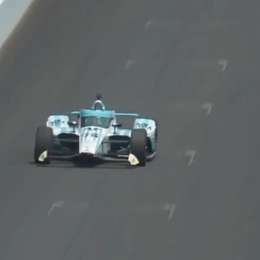 IndyCar: Canapino ya gira en Indianápolis, mirá su primera vuelta a fondo