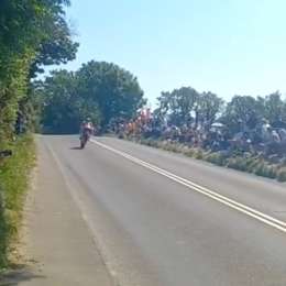 ¡Increíble! Así es una carrera en la peligrosísima Isla de Man