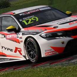 WTCR: "Bebu" Girolami pisó fuerte en el primer test en Hungría