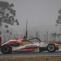 Fórmula Nacional: Suárez presionó para llevarse el triunfo en San Nicolás