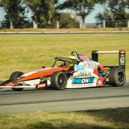 Fórmula Nacional: Stang ganó la primera carrera en Río Cuarto