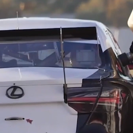 ¿Cómo se calcula la carga de combustible para una carrera especial?