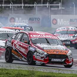 TN en Buenos Aires: Resumen de un fin de semana pasado por agua que opacó la fiesta en el "Gálvez"
