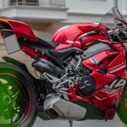 Llega la edición limitada Ducati V4 Iron Man 
