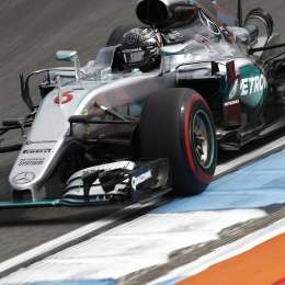 Rosberg pisa fuerte de local