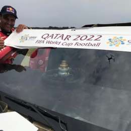 Nasser Al-Attiyah promueve el Mundial de fútbol Qatar 2022