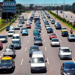 Lo que no puede faltar en el auto a la hora de viajar