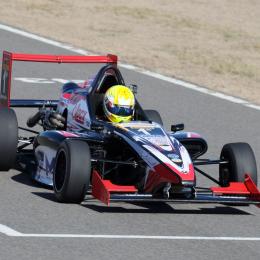 Barrio prueba en Alta Gracia con la mente puesta en el debut