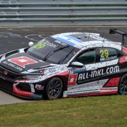Pole de Néstor Girolami en Nürburgring