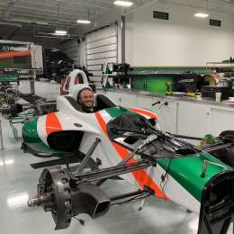 Canapino se subió a un auto de Indy: "Soñar no cuesta nada"