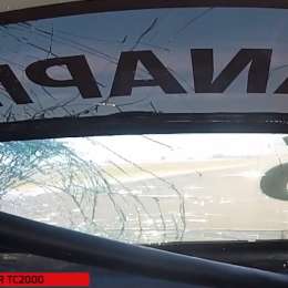 El momento donde se estalla el parabrisas de Canapino