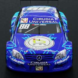 Adrián Chiriano debuta en Top Race