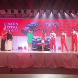 Citroën, con sus pilotos y el C4 Lounge, en sociedad