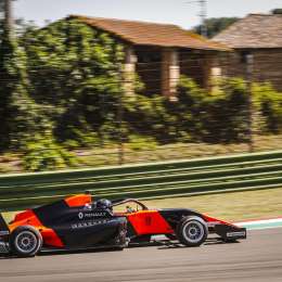Colapinto llegó séptimo en la segunda carrera en Imola