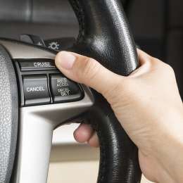 ¿Cómo funciona la velocidad crucero?