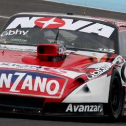 Rossi comenzó firme