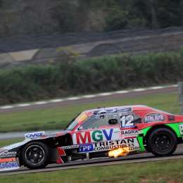 Costanzo le ganó al diluvio