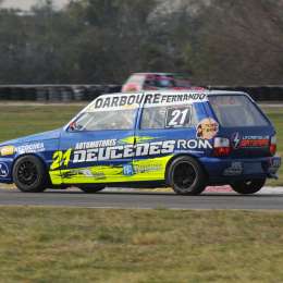 Deucedes logró una victoria que lo prende en el campeonato