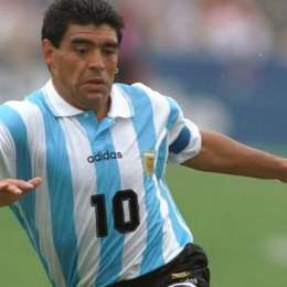 A la venta el Renault Fuego GTA Max usado por Maradona