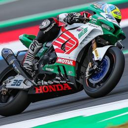 Mercado fue 17° y Razgatlioglu volvió a ganar en Magny-Cours