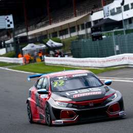 Franco Girolami con lo justo vio la bandera a cuadros