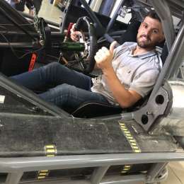 Josito Di Palma estuvo en el Maquin Parts y probó butaca