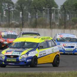 Etcheveste y Vázquez se quedaron con las series de la clase 2 en Río Cuarto