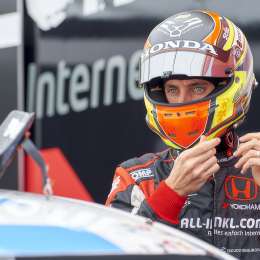 “Hice tanto simulador que me costó relajarme en el auto real”