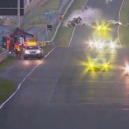 Escalofriante accidente de un argentino en Nürburgring