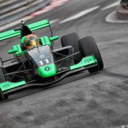 Fenestraz arrancó primero en Barcelona