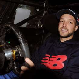 Así se prepara un piloto para salir a pista