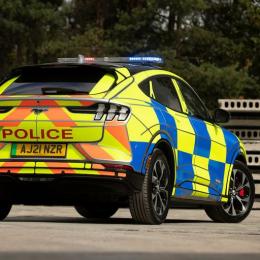 La Policía británica tendrá como patrullero un Mustang
