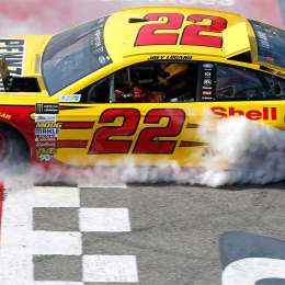 Logano se impuso en Richmond