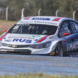 Conta sobresalió en tanques llenos