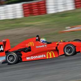 QUIERE SEGUIR HACIENDO ESCUELA