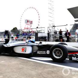 Hakkinen giró en Suzuka con el auto que se coronó en 1998