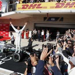 Mercedes-Benz Argentina celebra el título de Hamilton
