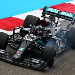 Mercedes y un arranque contundente en Bahréin