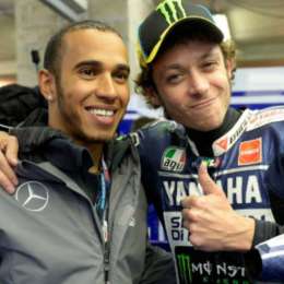 Hamilton se subirá a una MotoGP en la pista de Rossi