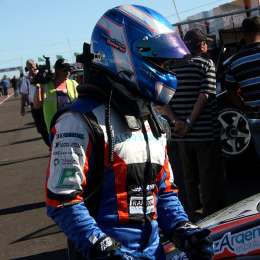 Cáceres, la pole y el sueño intacto