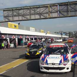 Turismo Pista entró en acción en el coliseo porteño