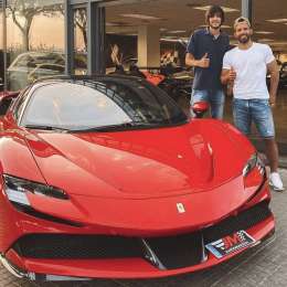 El Kun Agüero tiene nueva Ferrari