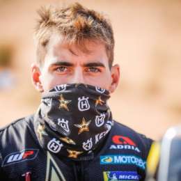 Luciano Benavides se recupera luego de su abandono en el Dakar