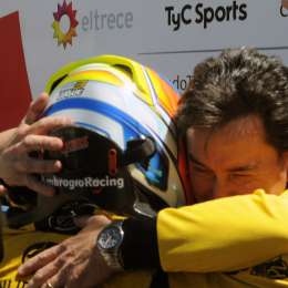 San Martín: Pulgar arriba y Pulgar abajo